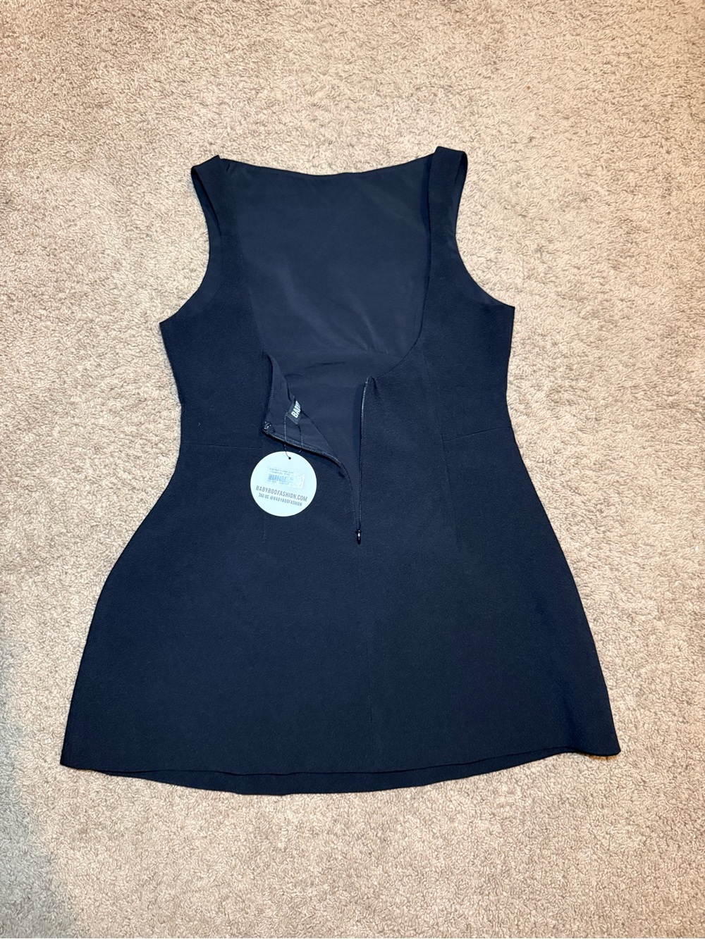 Sleeveless Black Fit-and-Flare Dress - Elegant Day-to-Evening Style